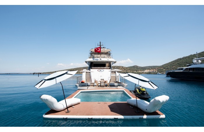 Motor Yacht GO