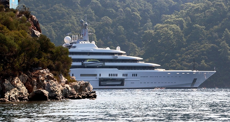 top 5 largest yachts in the world